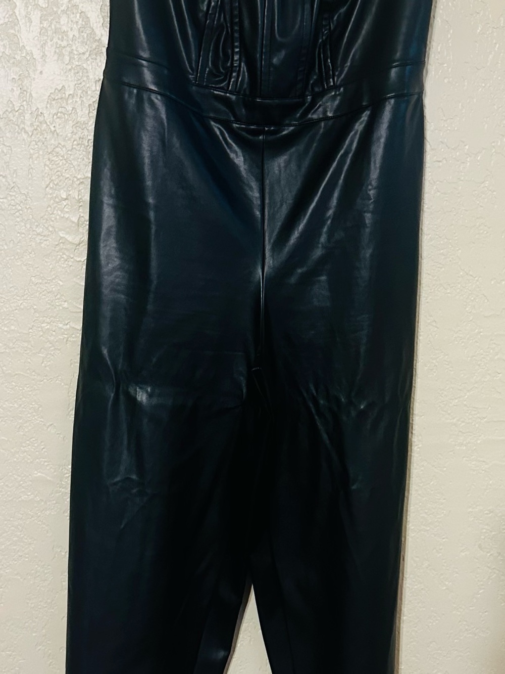 ELOQUII Strapless Wide-Leg Faux Leather Jumpsuit 🖤🖤🖤 MUST HAVE QUEEN - Picture 7 of 7